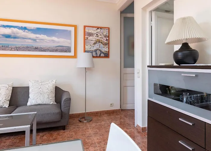Aparteasy - Modernist Flat In Eixample Center